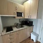 In With Sea Views Apartment