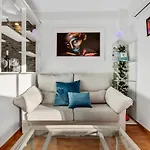 In With Sea Views Apartment *