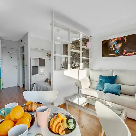 In With Sea Views Apartamento